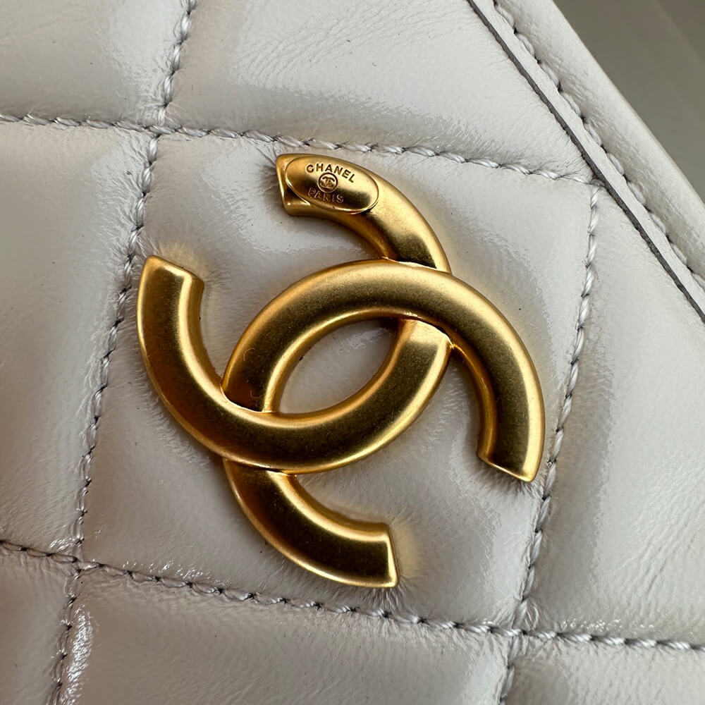 Chanel Hobo Bag - Replica Luxury Bags™