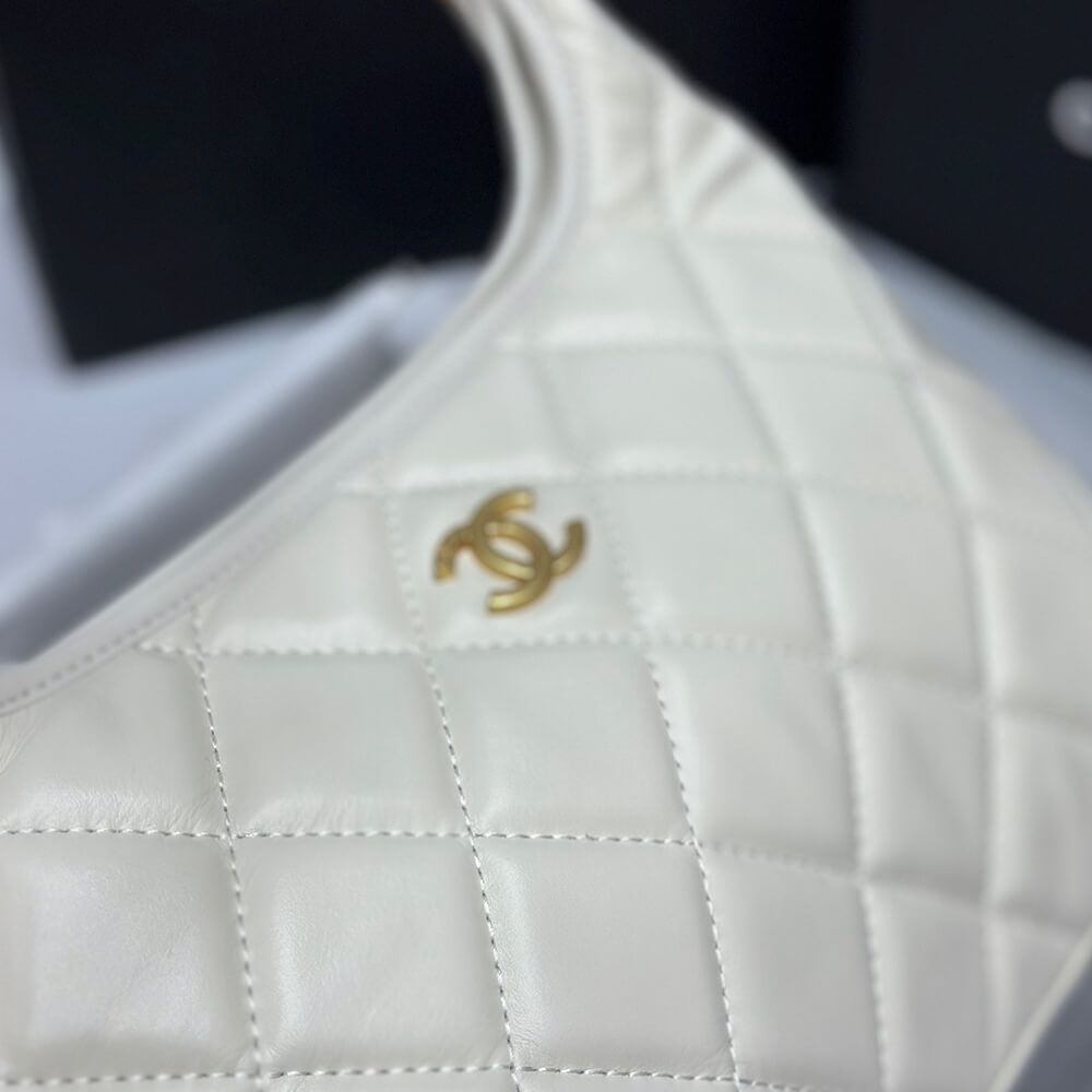 Chanel Hobo Bag - Replica Luxury Bags™