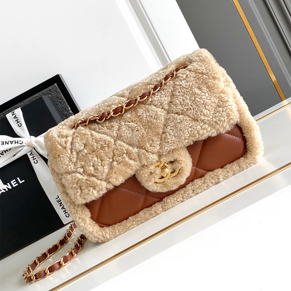 CHANEL Flap Bag - Replica Luxury Bags™