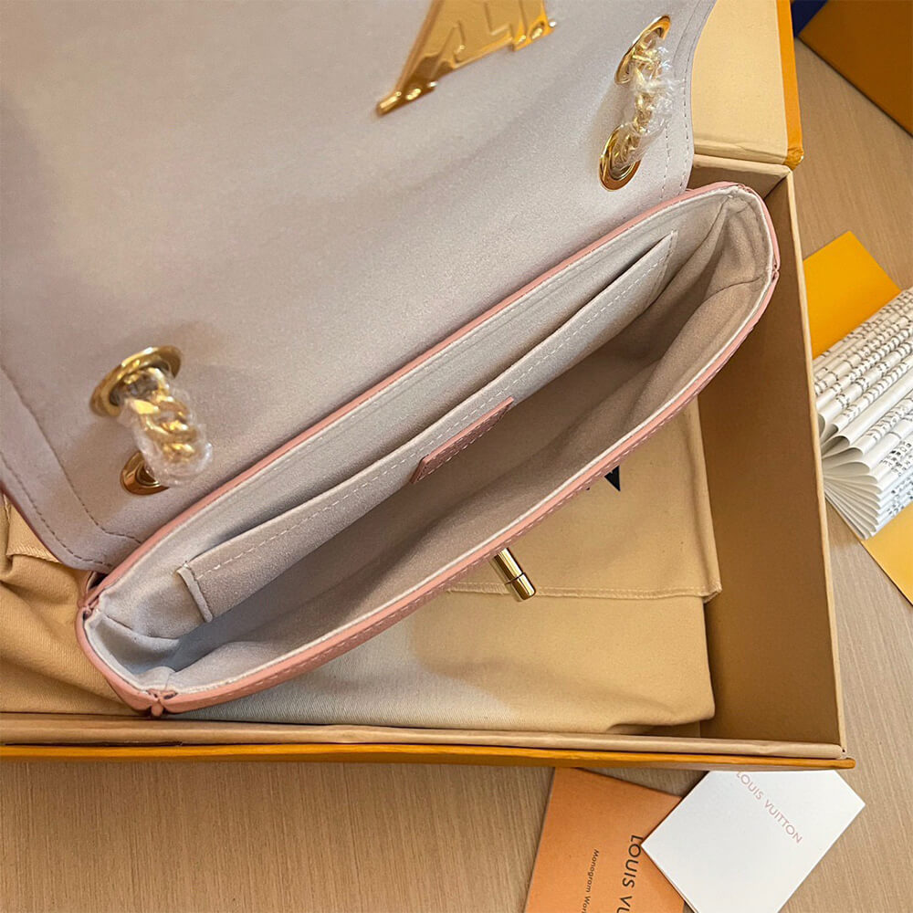 LV LockMe Chain Bag East West - Replica Luxury Bags™