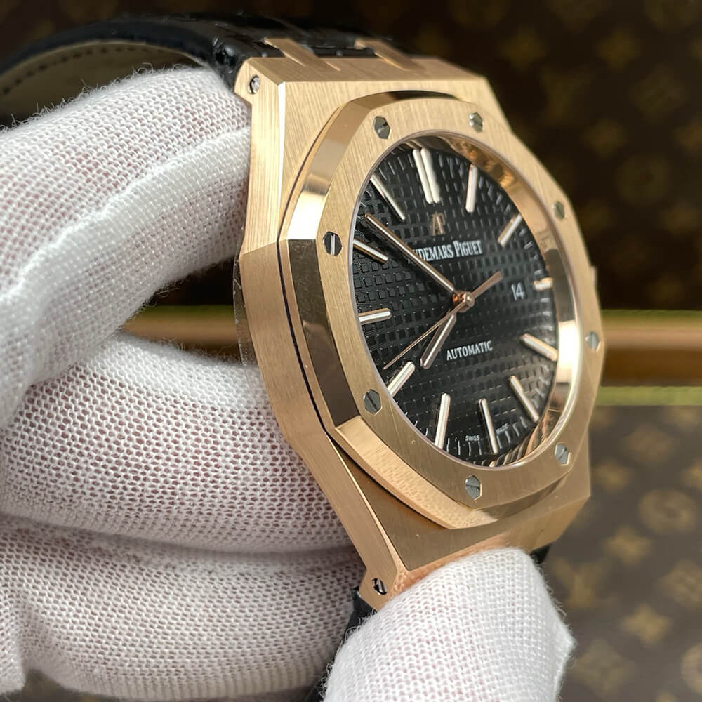 Audemars Piguet Royal Oak 15400 - Replica Luxury Bags™