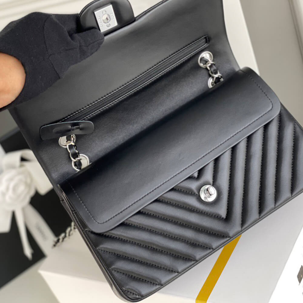 Chanel Classic Chevron Medium Flap Bag - Replica Luxury Bags™