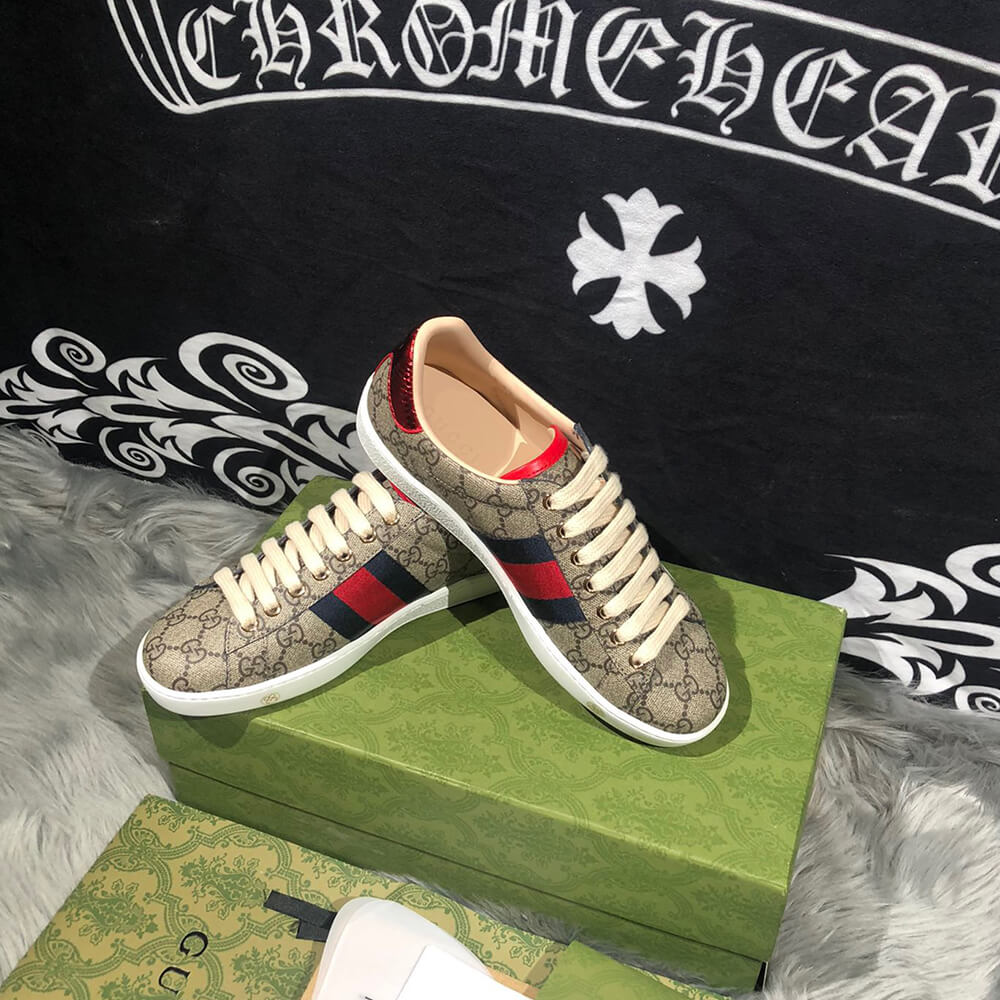 Gucci Ace GG Supreme Sneaker with Bees Shoes - Replica Luxury Bags™