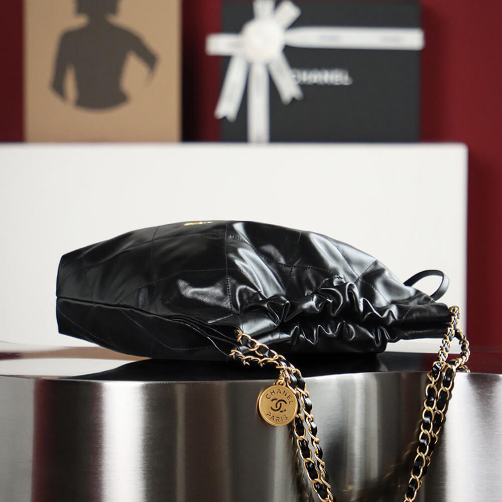 Chanel 22 Small Handbag - Replica Luxury Bags™
