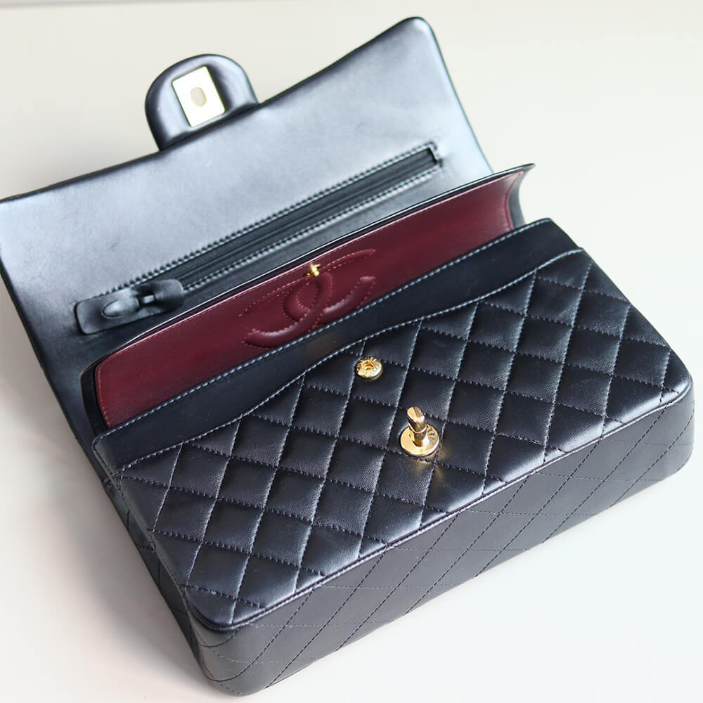 Chanel Classic Flap Handbag - Replica Luxury Bags™