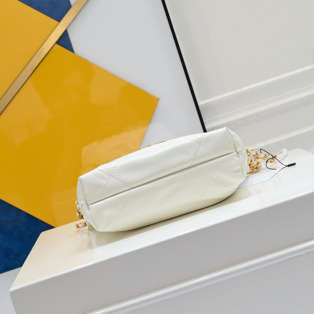 Chanel 22 Mini Handbag - Replica Luxury Bags™