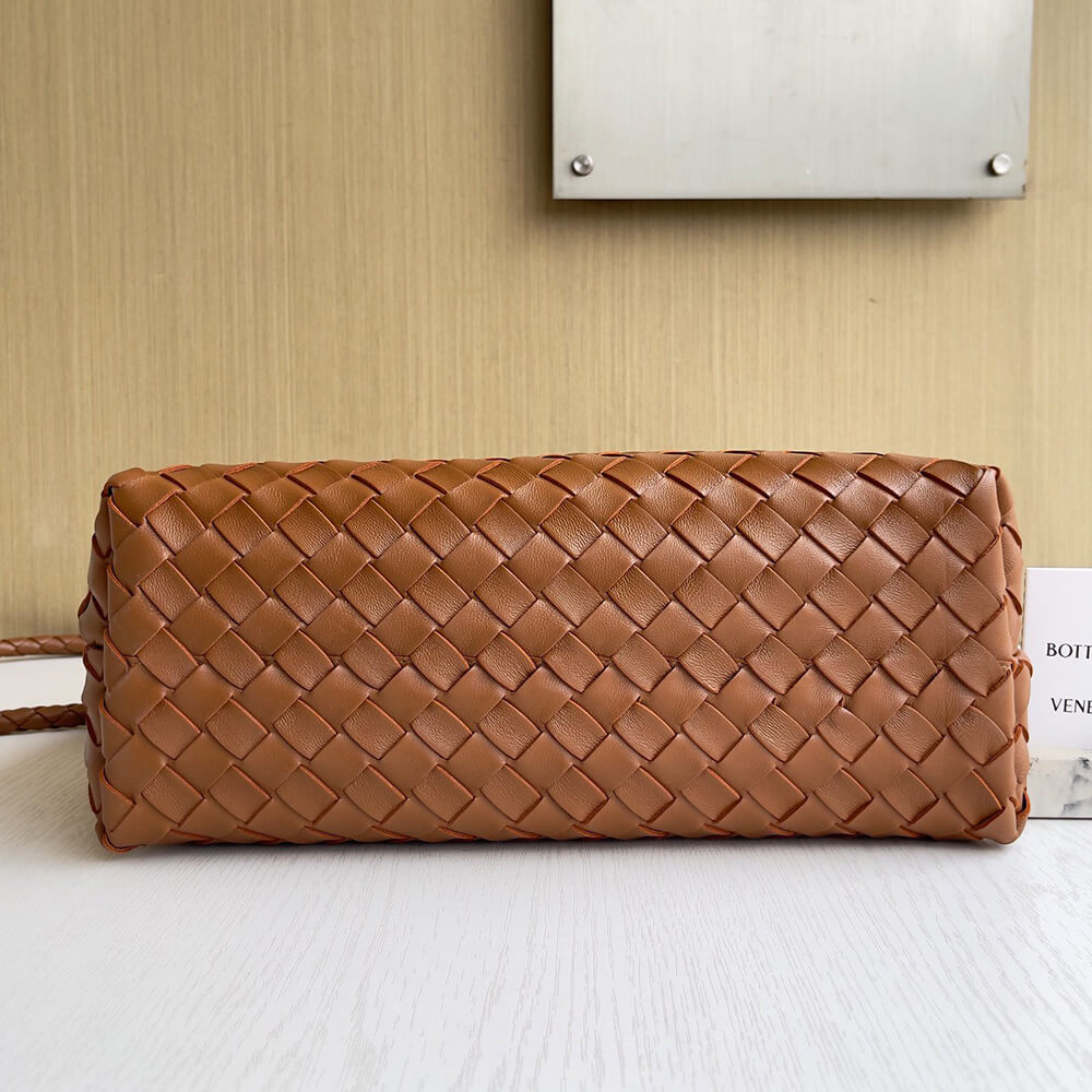 Bottega Veneta Medium Andiamo Bag - Replica Luxury Bags™
