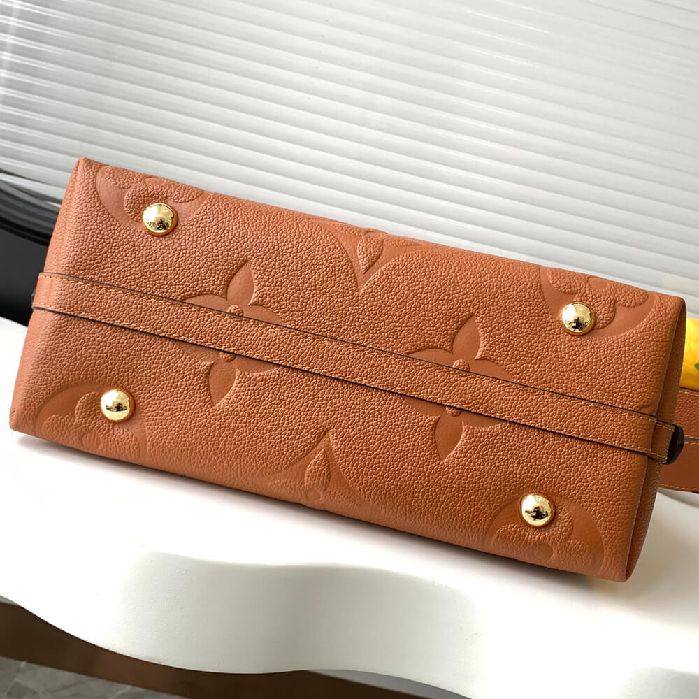 LV CarryAll PM Bag - Replica Luxury Bags™