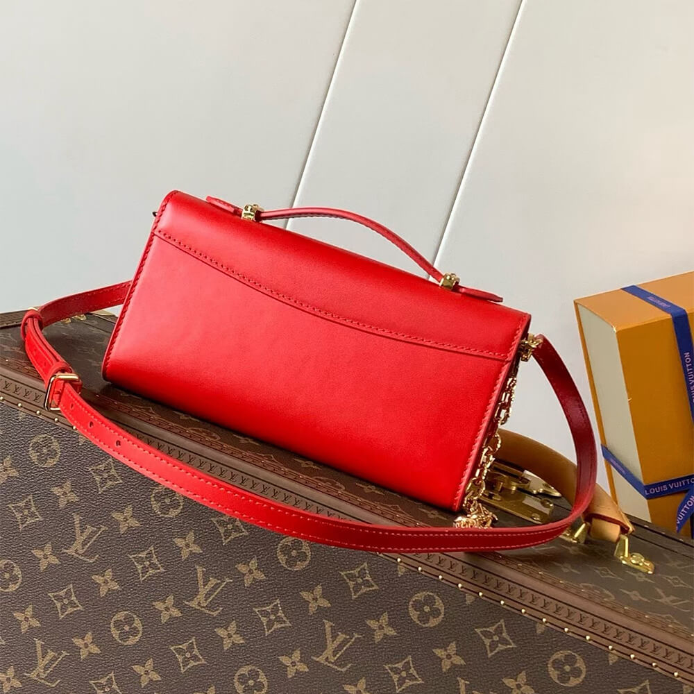 LV Wallet On Chain Capucines Bag - Replica Luxury Bags™