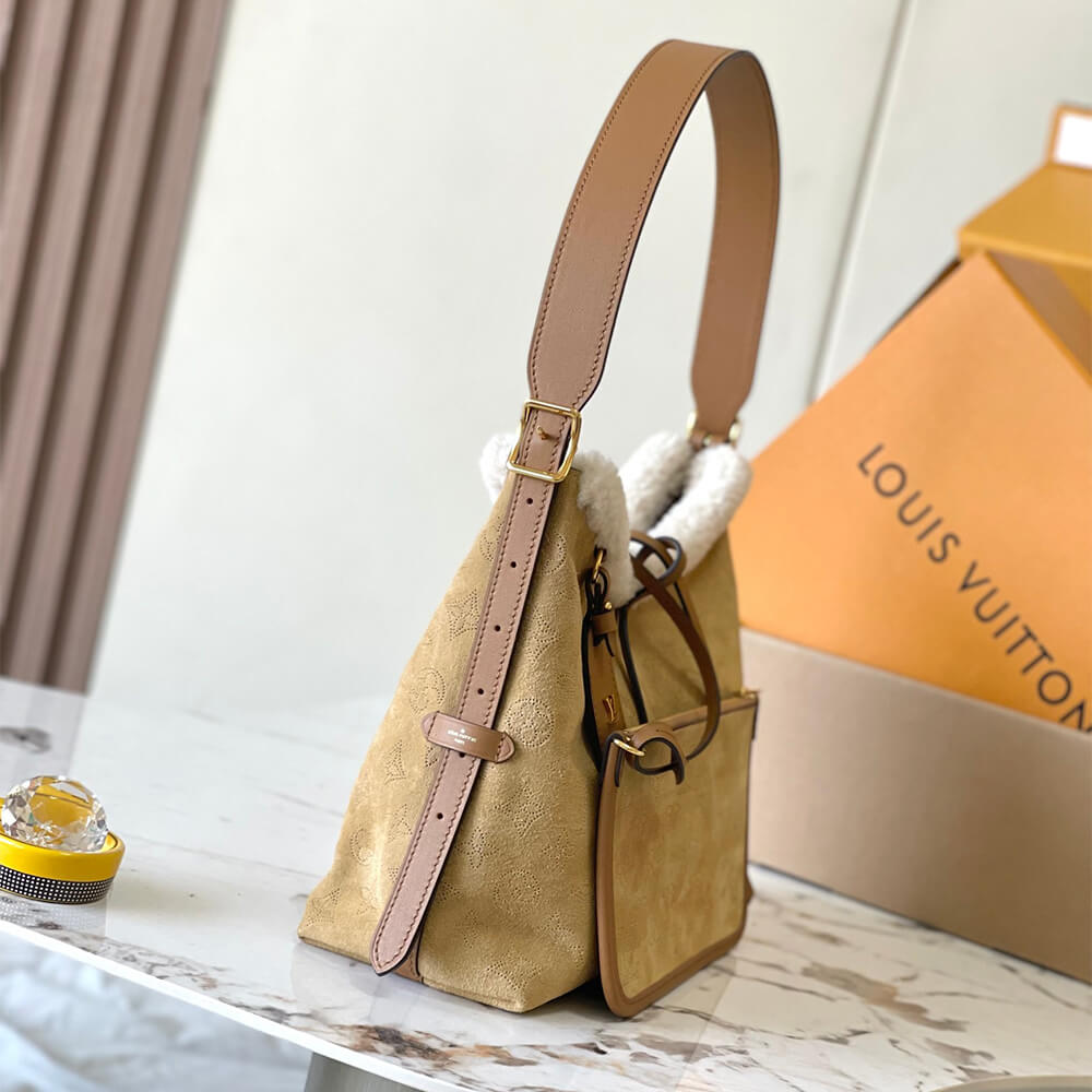 LV CarryAll PM Bag - Replica Luxury Bags™
