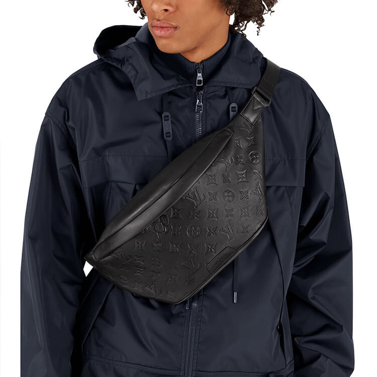 LV Discovery Bumbag - Replica Luxury Bags™