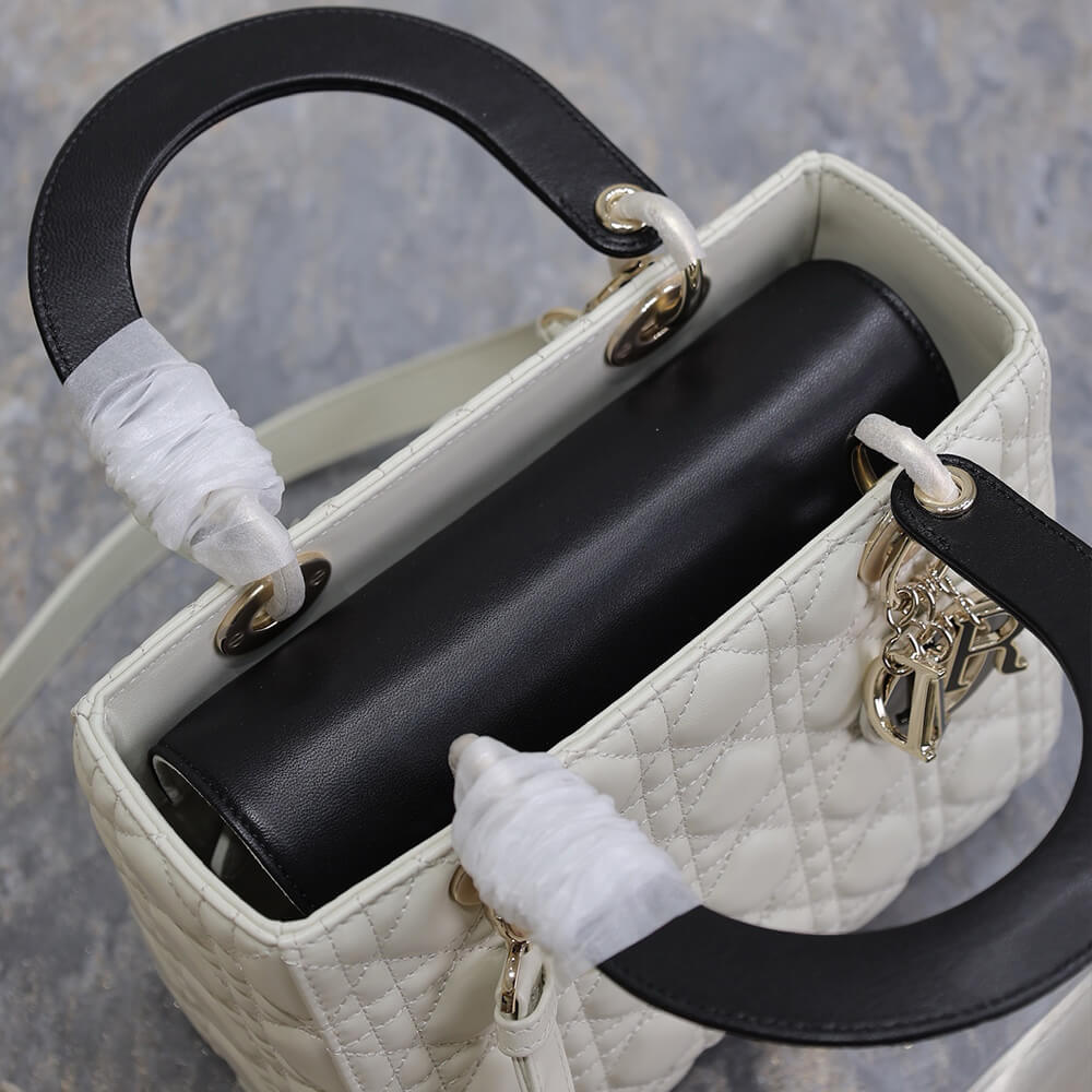 Medium Lady Dior Bag - Replica Luxury Bags™