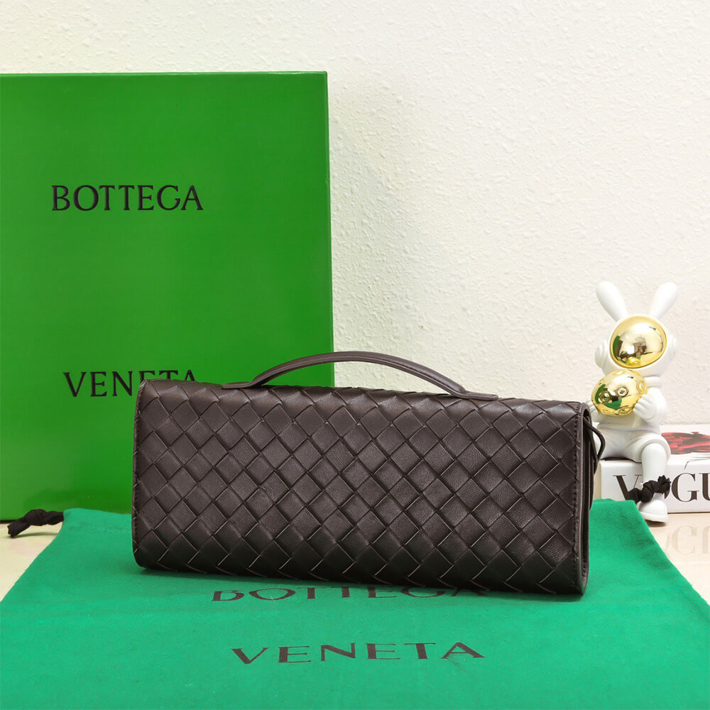 Bottega Veneta Andiamo Clutch Bag - Replica Luxury Bags™