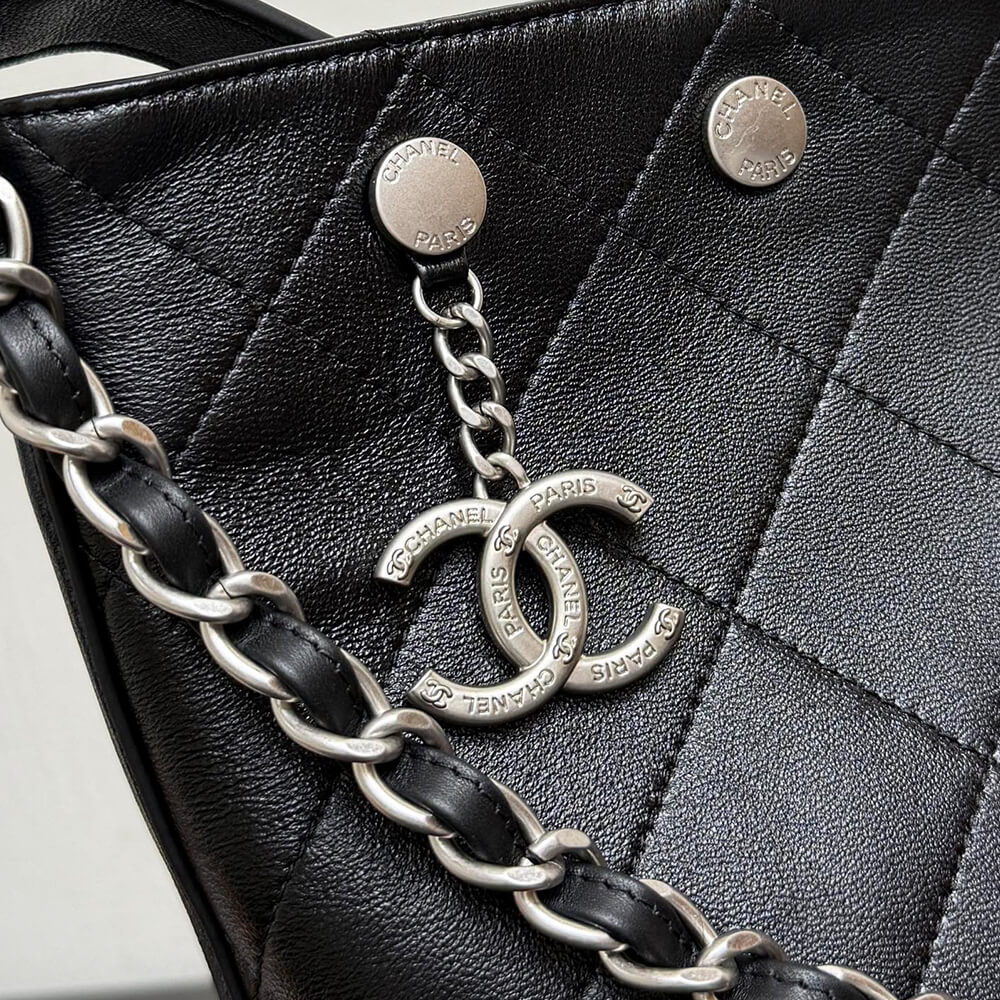 CHANEL Large Bucket Bag - Replica Luxury Bags™