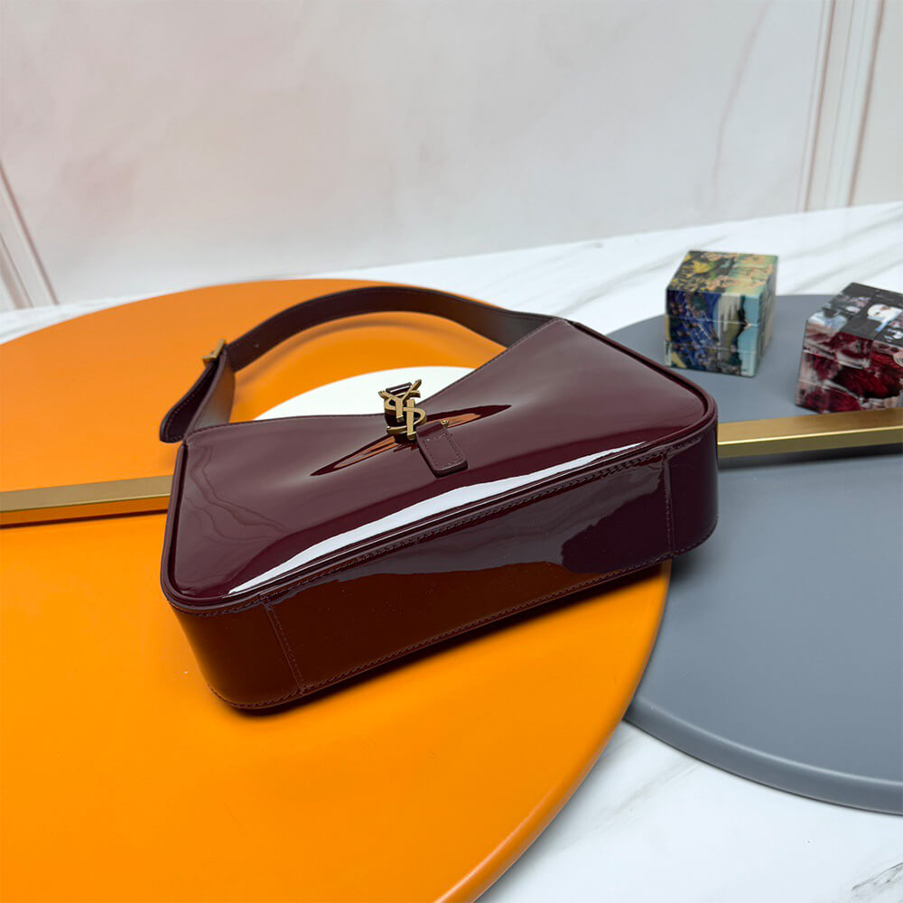 YSL le 5 a 7 in patent leather Bag - Replica Luxury Bags™