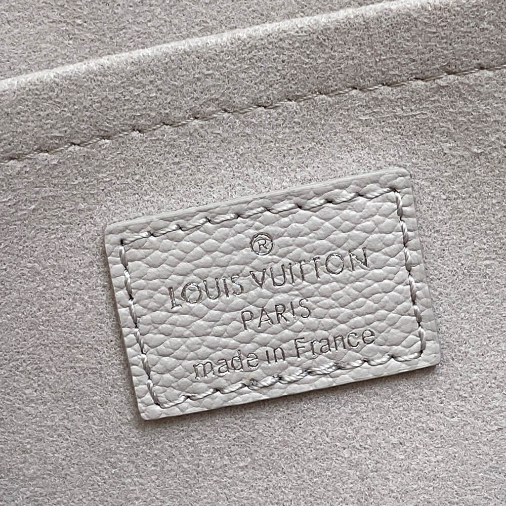 LV OnTheGo East West Chain Bag - Replica Luxury Bags™