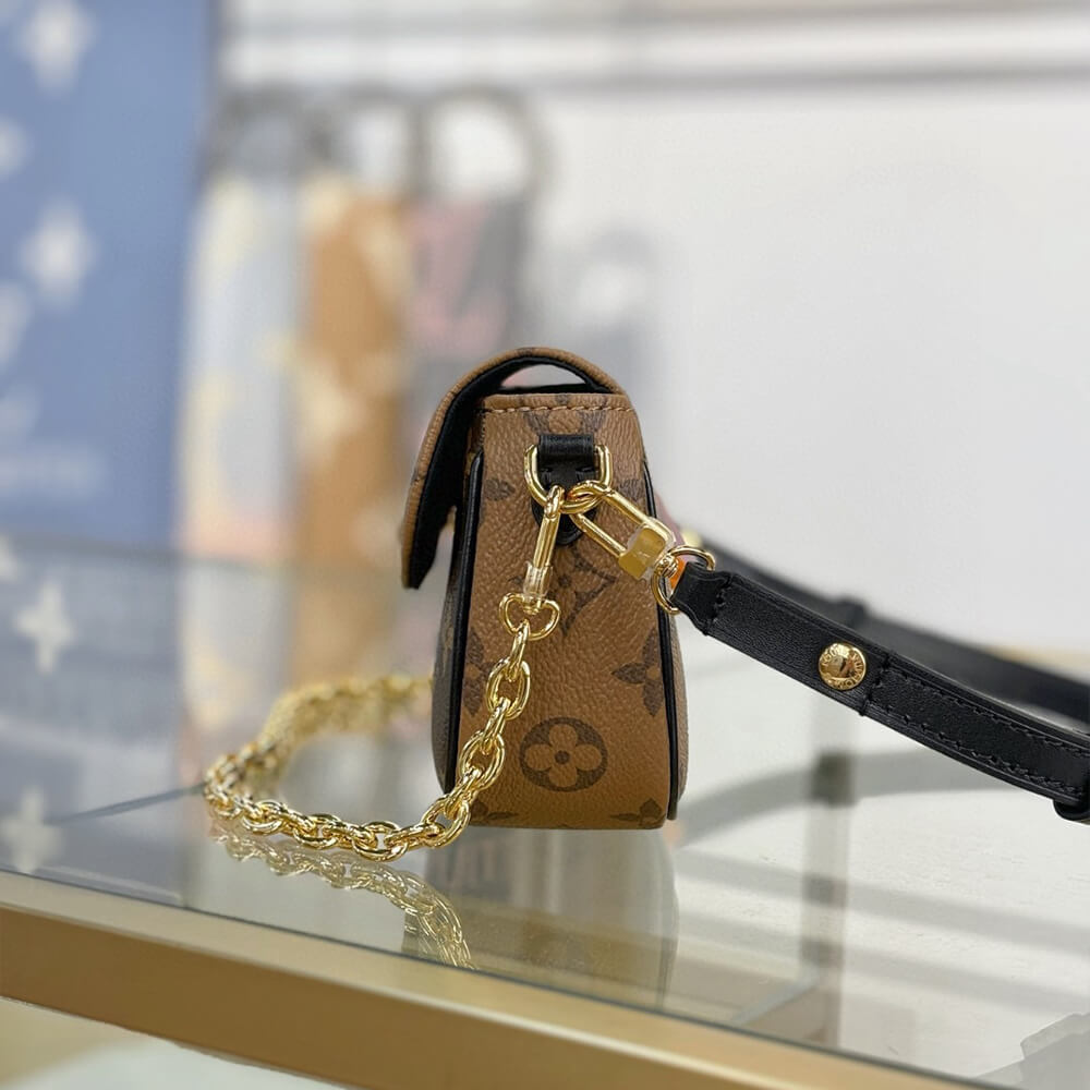 LV Wallet On Chain Ivy Bag - Replica Luxury Bags™