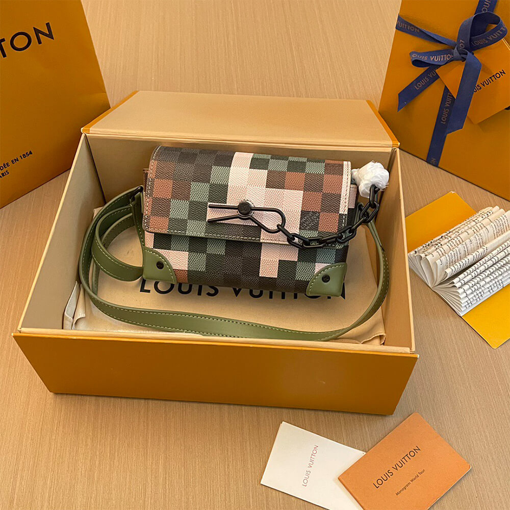 LV Steamer Wearable Wallet Bag - Replica Luxury Bags™