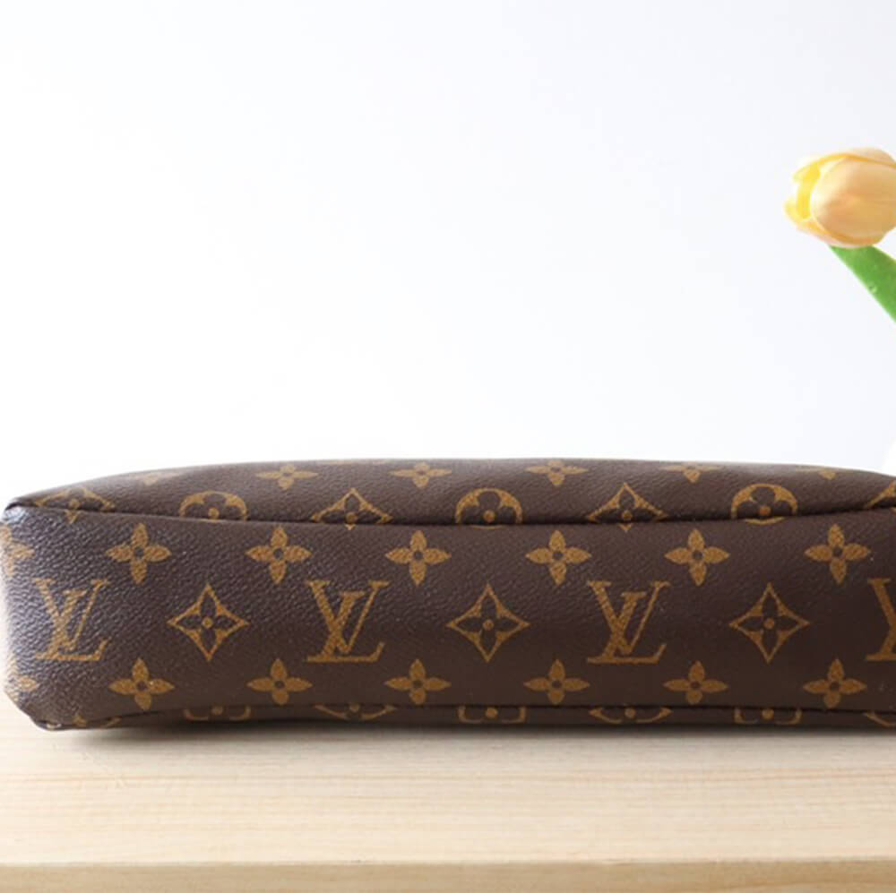 LV Pochette Voyage Souple Bag - Replica Luxury Bags™