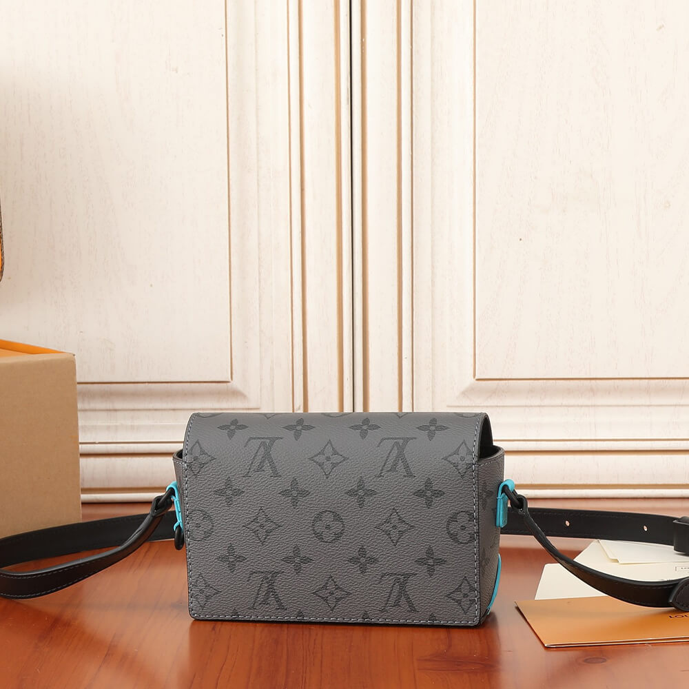 LV Steamer Wearable Wallet Bag - Replica Luxury Bags™