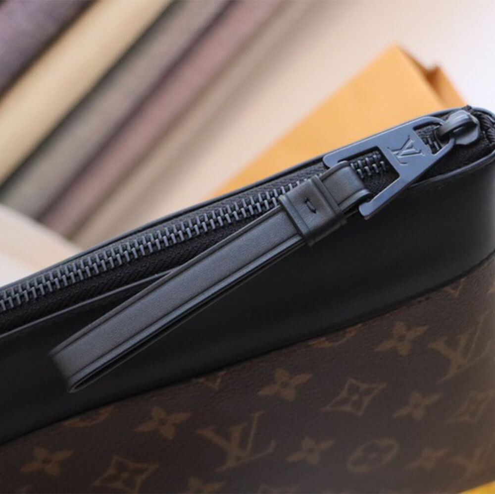 LV Pochette Voyage Souple Bag - Replica Luxury Bags™