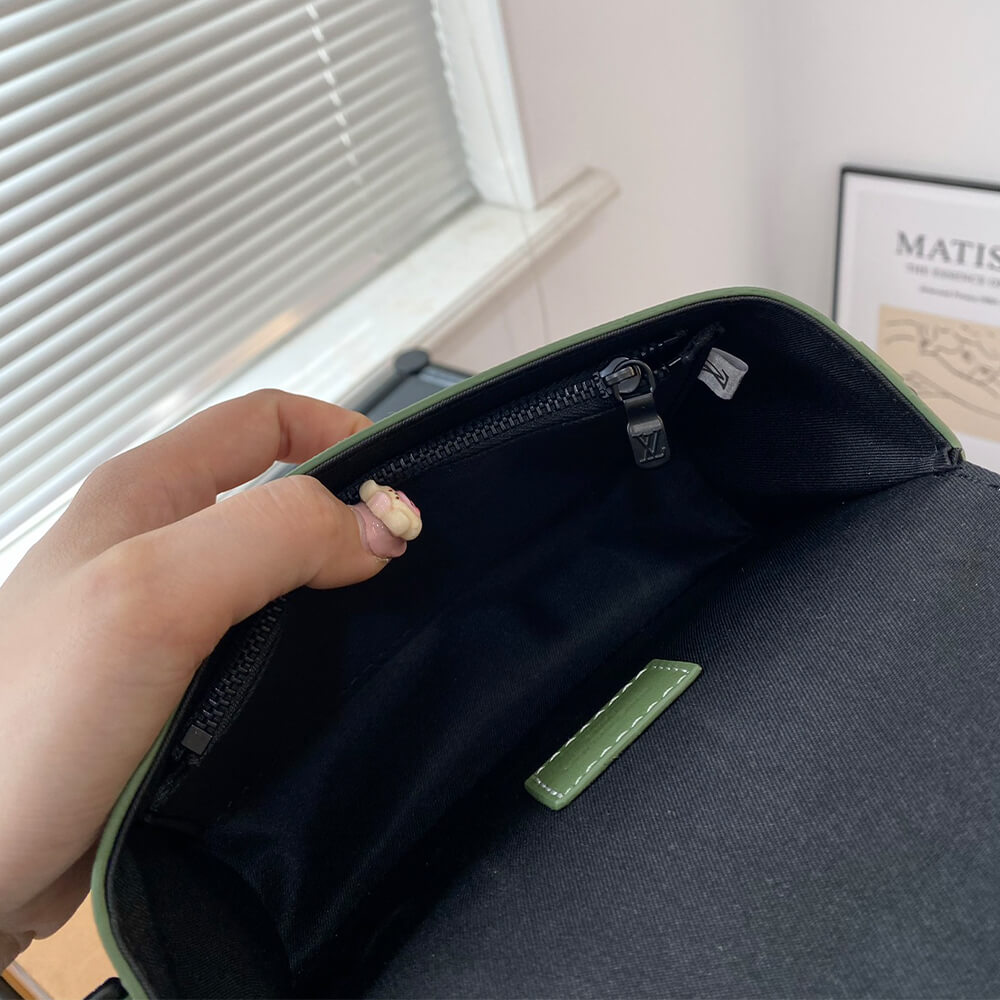 LV Steamer Wearable Wallet Bag - Replica Luxury Bags™