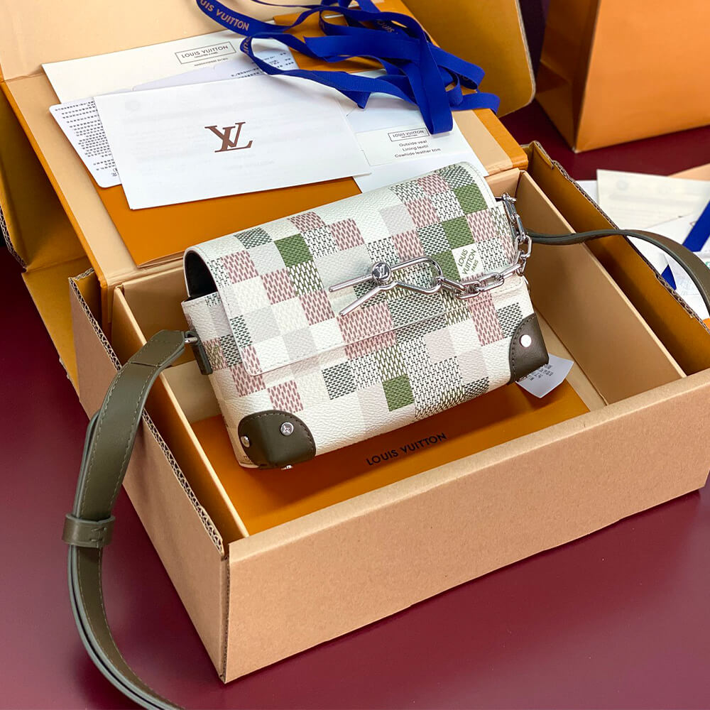 LV Steamer Wearable Wallet Bag - Replica Luxury Bags™