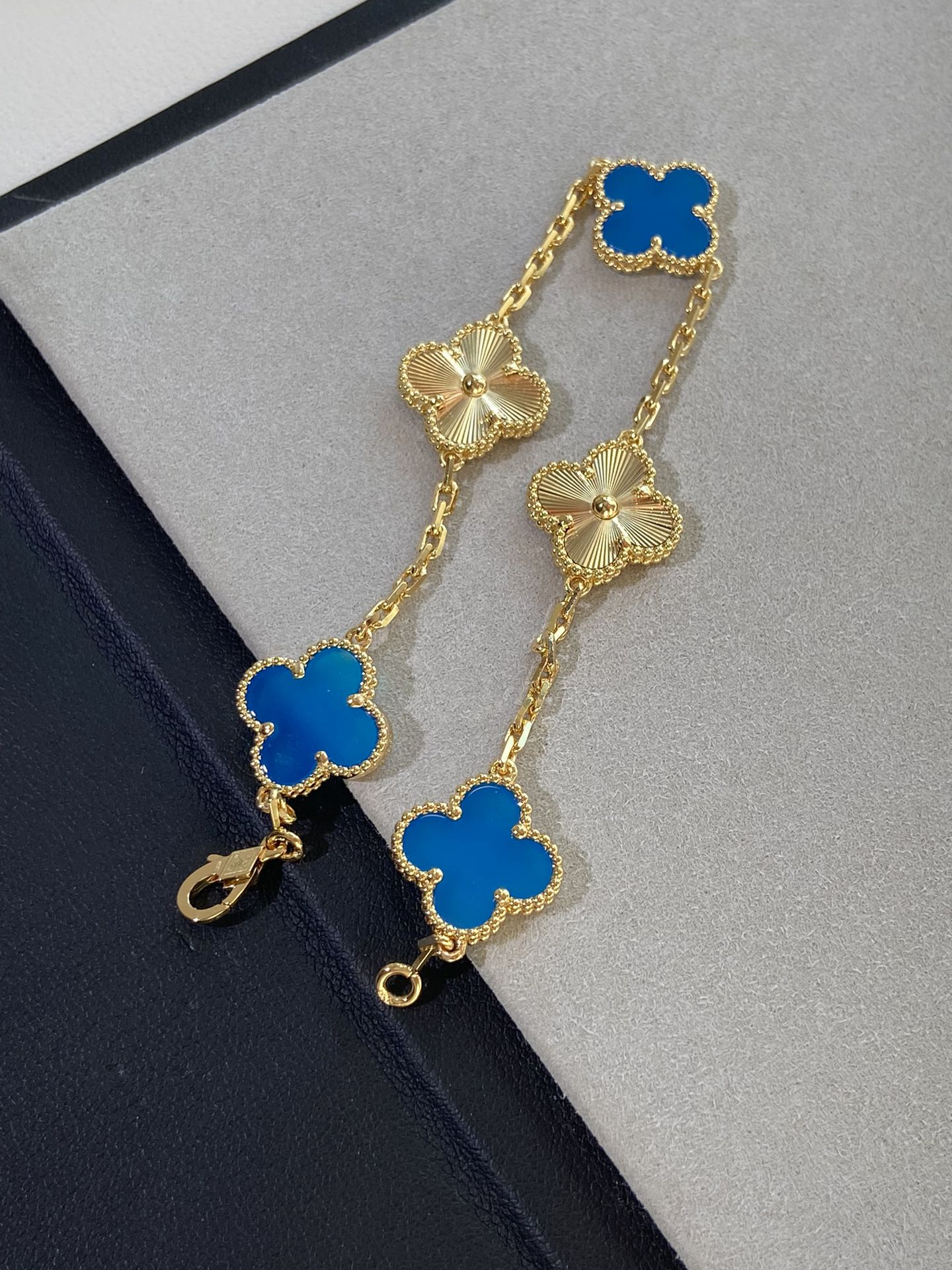 VCA Blue Agate and Gold Guilloche Clover Vintage Alhambra Bracelet 5 Motifs - Rep Fashion™