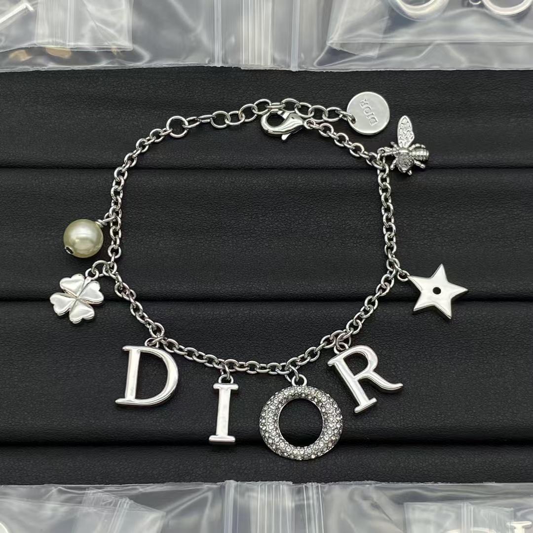 Dior Letter Charms Bracelet - Rep Fashion™