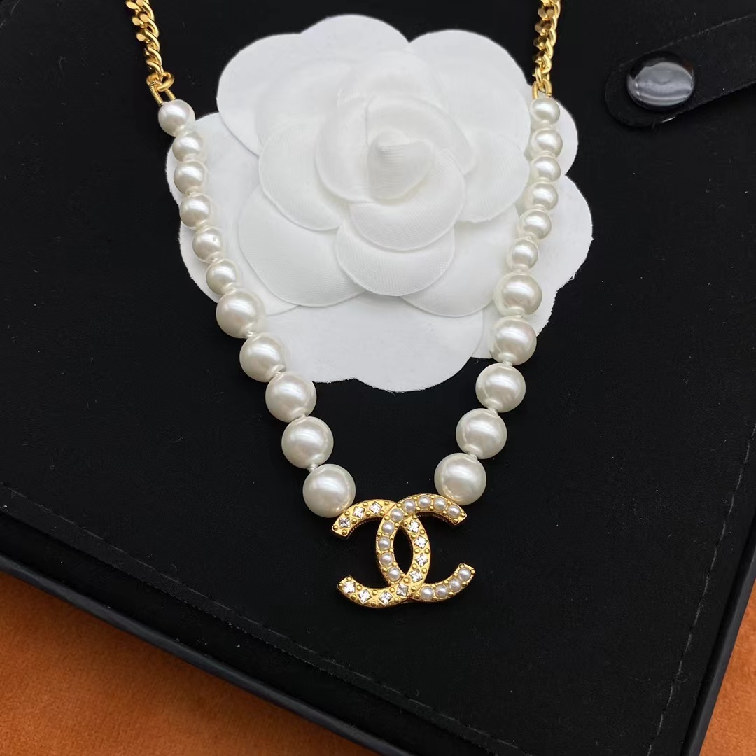 Chanel Half Pearl Half Chain Double C Pendant Necklace - Rep Fashion™