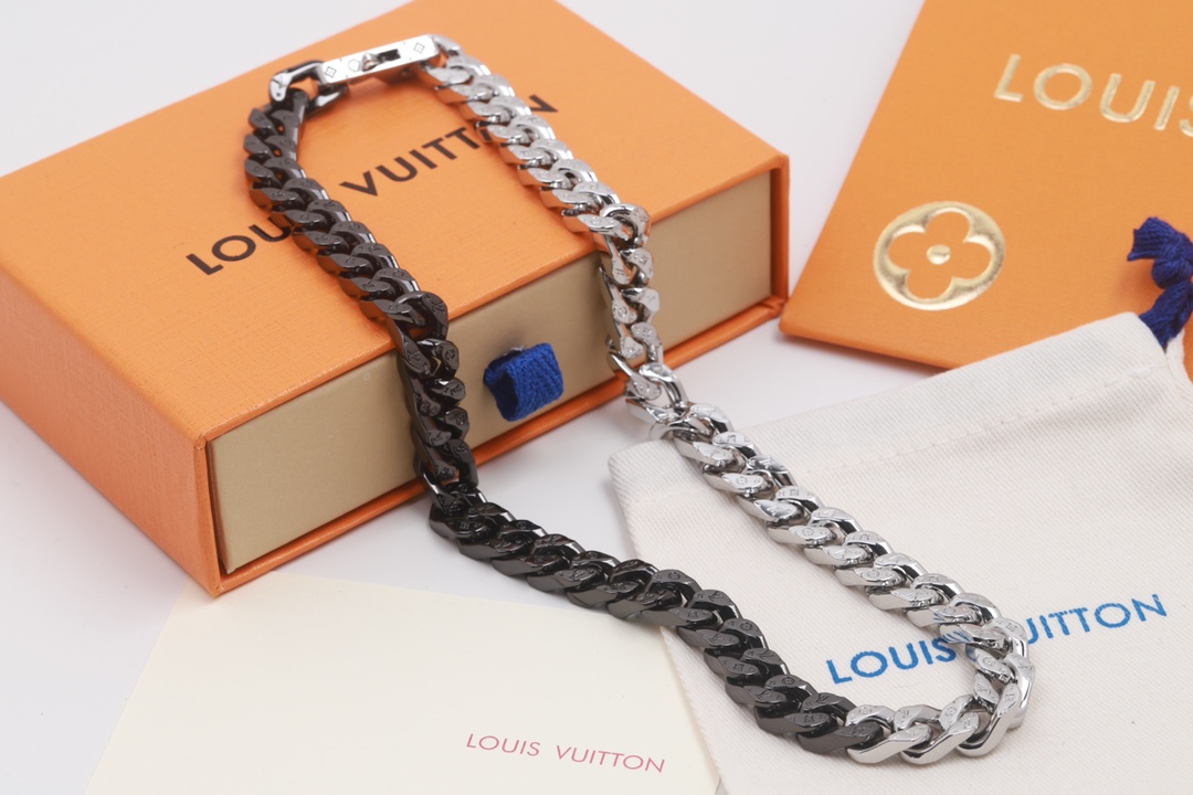 Louis Vuitton Half Black Half Silver Cuban Monogram Necklace - Rep Fashion™