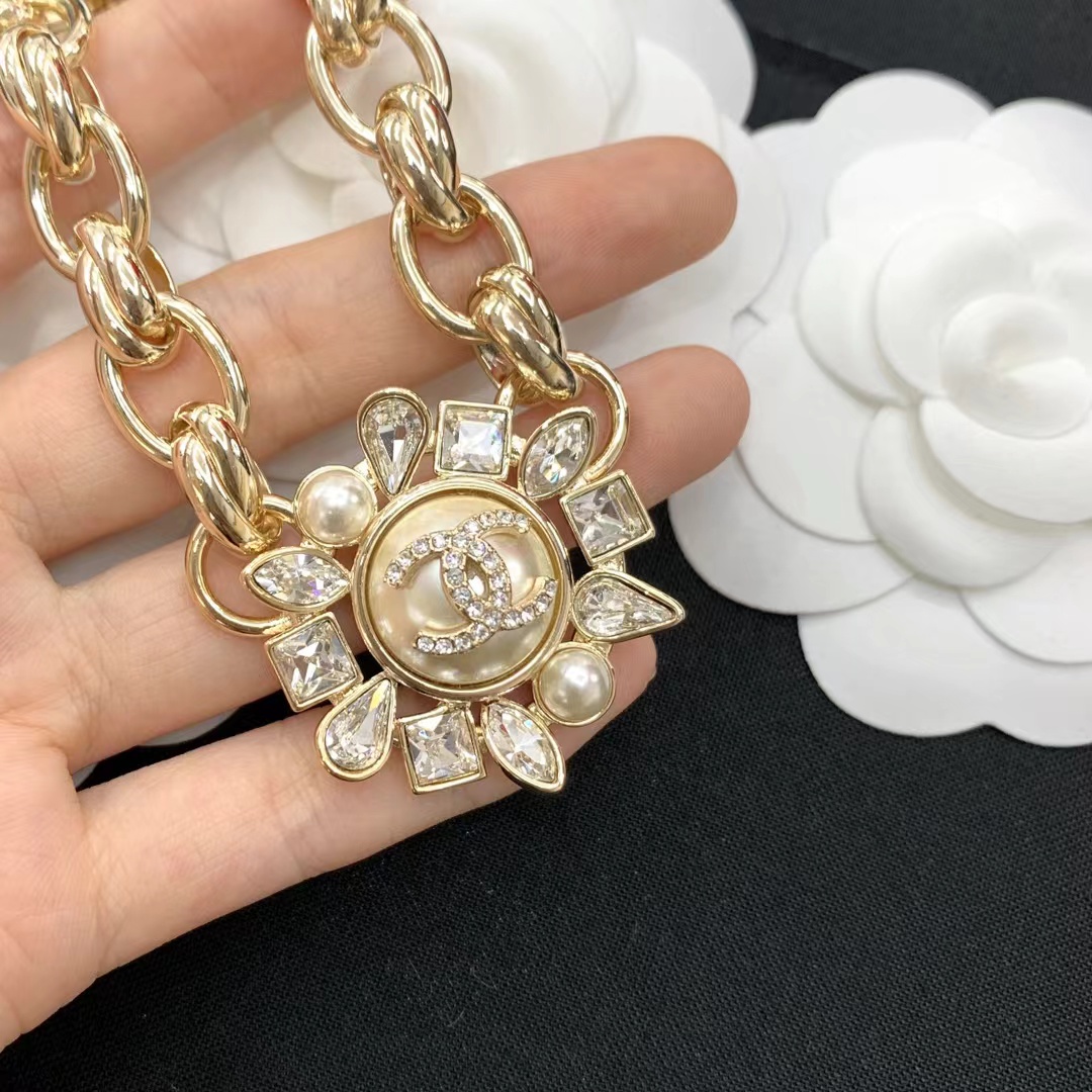 Chanel Thick Cuban Chain Flower Pendant Choker Necklace - Rep Fashion™