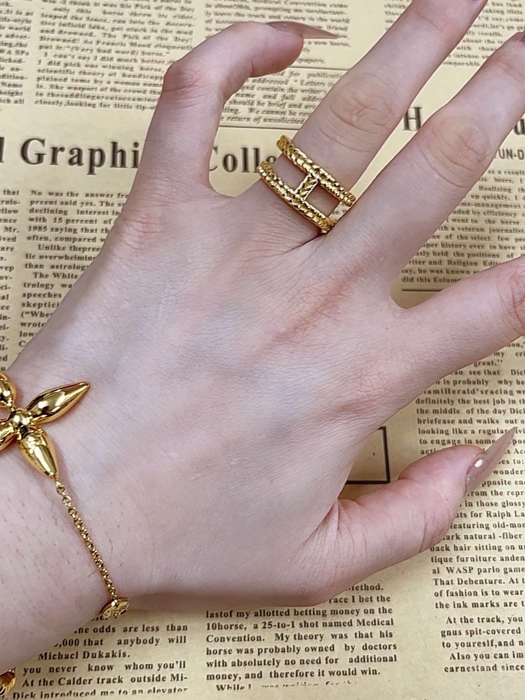 Hermes Hollow Open Gold Ring - Rep Fashion™