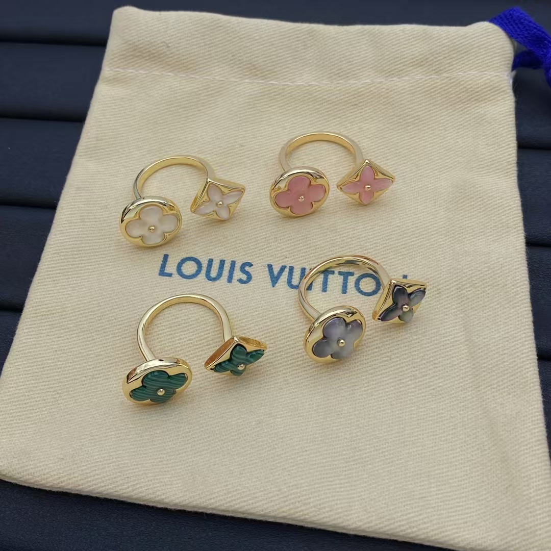 Louis Vuitton Classic Ring - Rep Fashion™