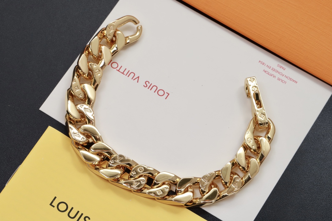 Louis Vuitton Golden Cuban Chain Bracelet Men - Rep Fashion™