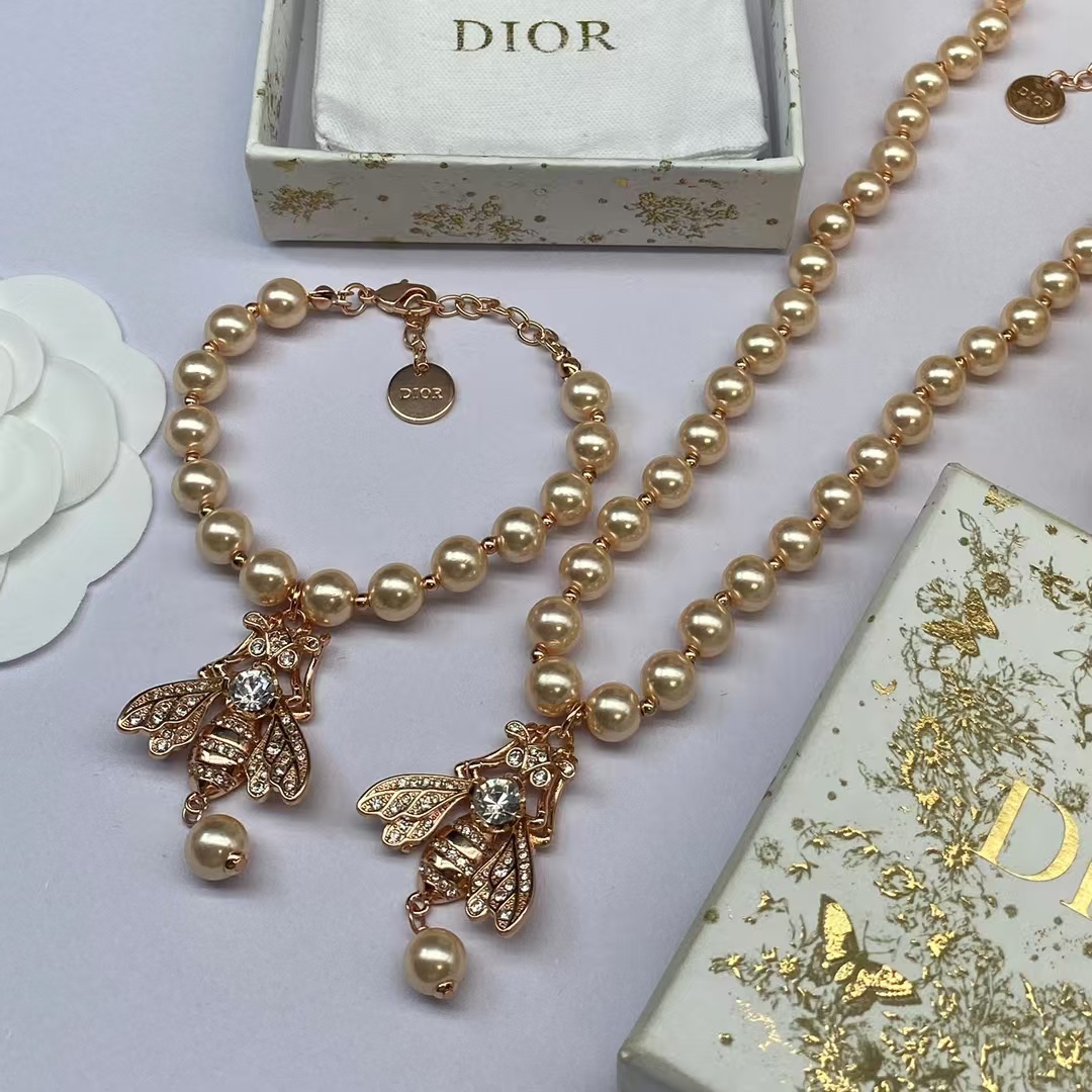 Dior Bee Pendant Rose Gold Pearl Necklace Bracelet - Rep Fashion™