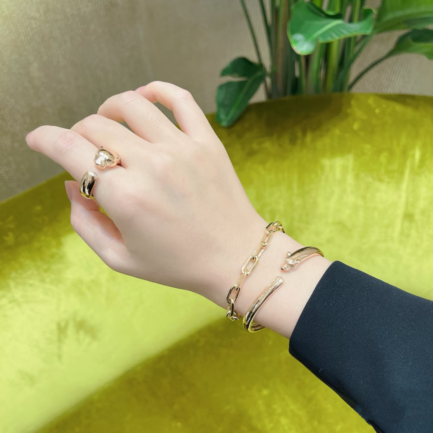 Cartier Santos de Chain Bracelet - Rep Fashion™