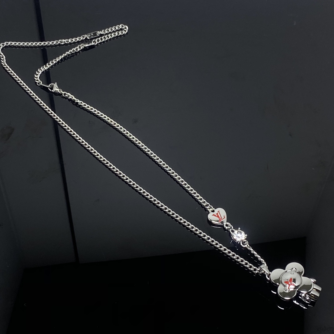 Louis Vuitton Silver Vivienne Pendant Necklace - Rep Fashion™