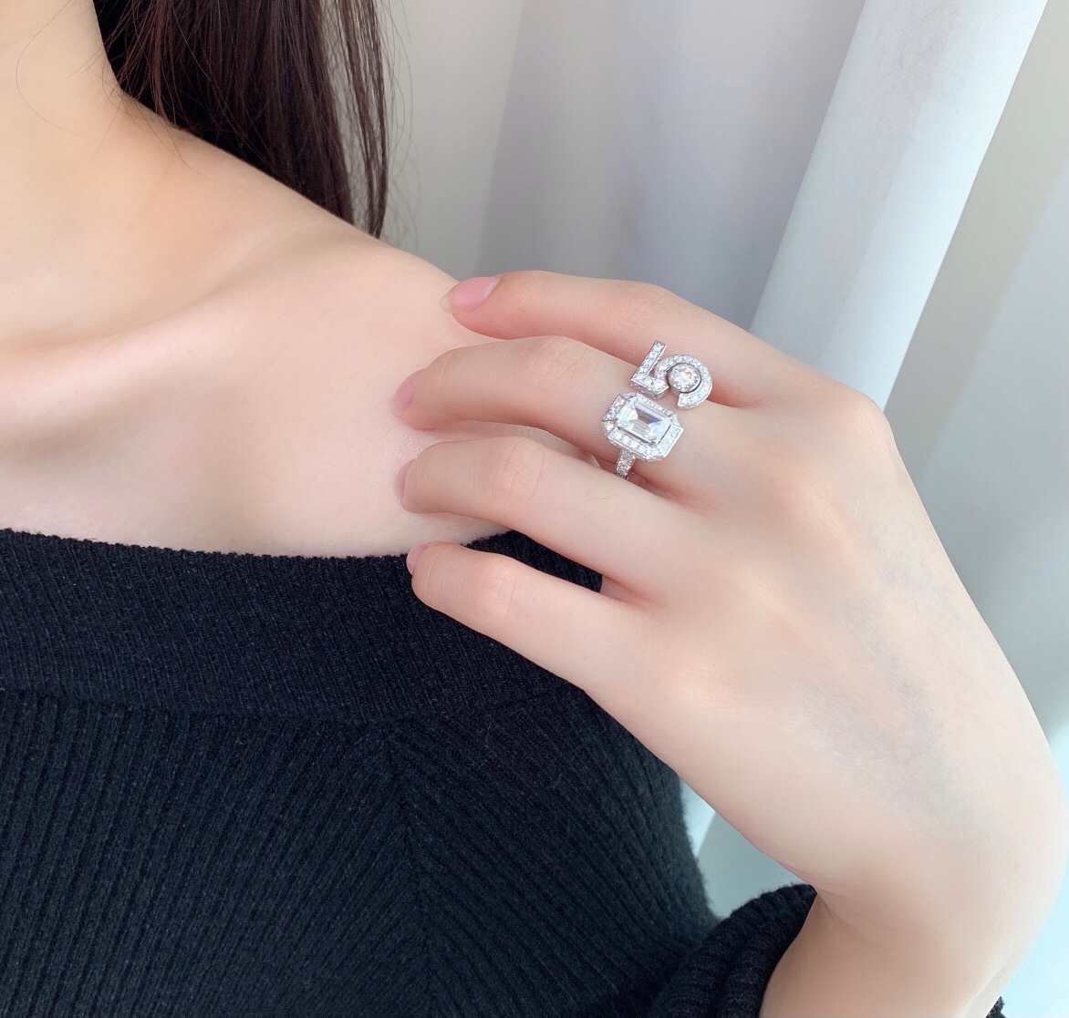Chanel Open Cuff NO.5 Ring - Rep Fashion™