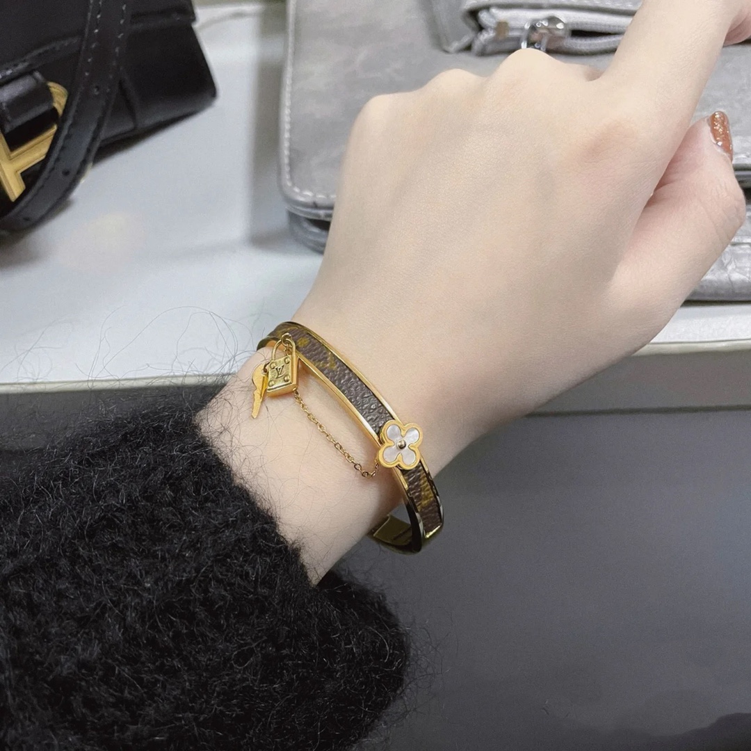 Louis Vuitton Leather Lock with Key Bangle Bracelet - Rep Fashion™