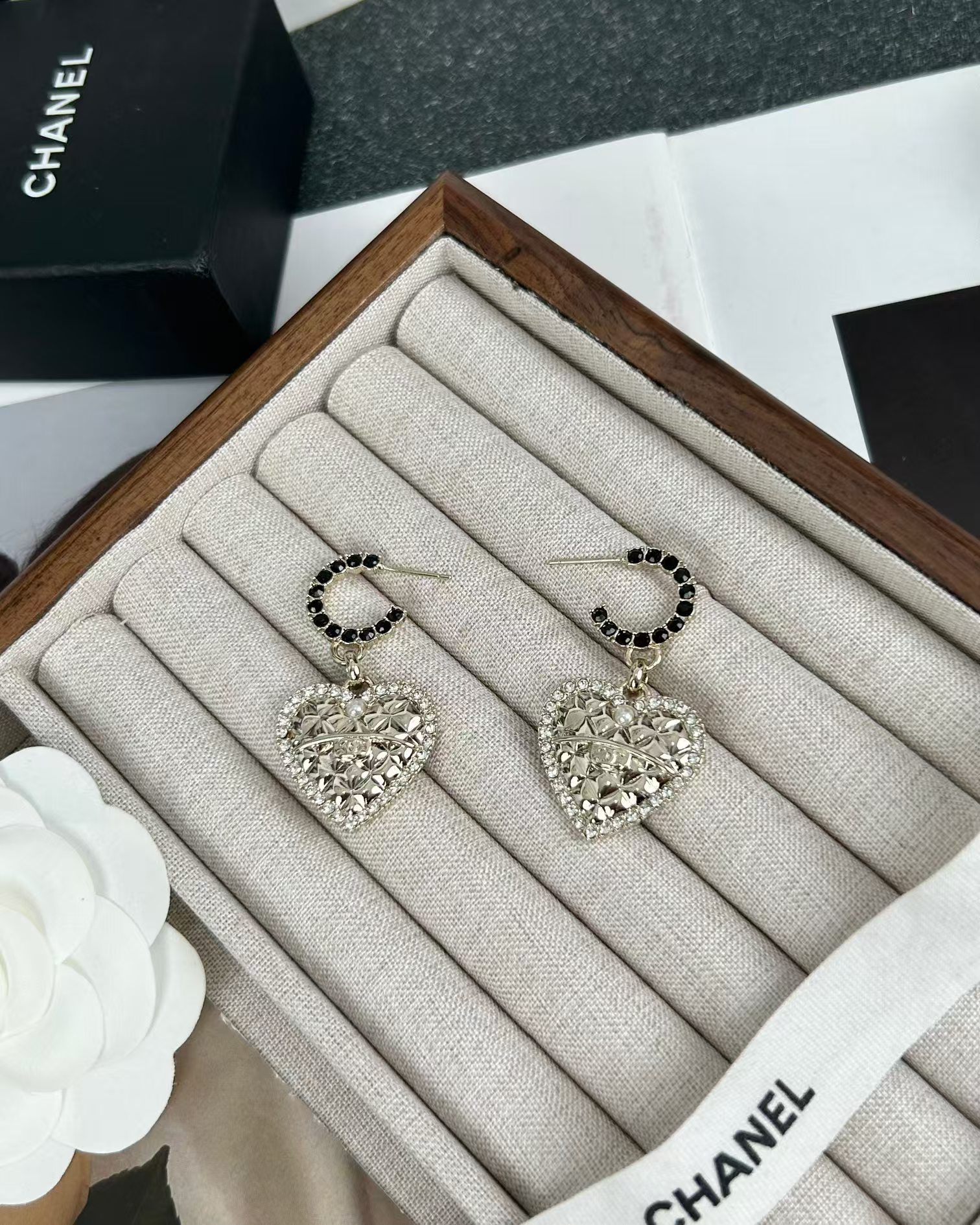 Chanel Hoop with Heart Dangle Earrings - Rep Fashion™