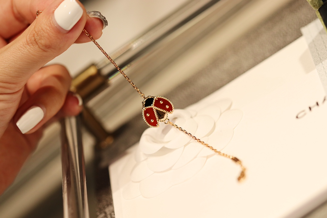 VCA Fauna Ladybug Lucky Spring Bracelet - Rep Fashion™