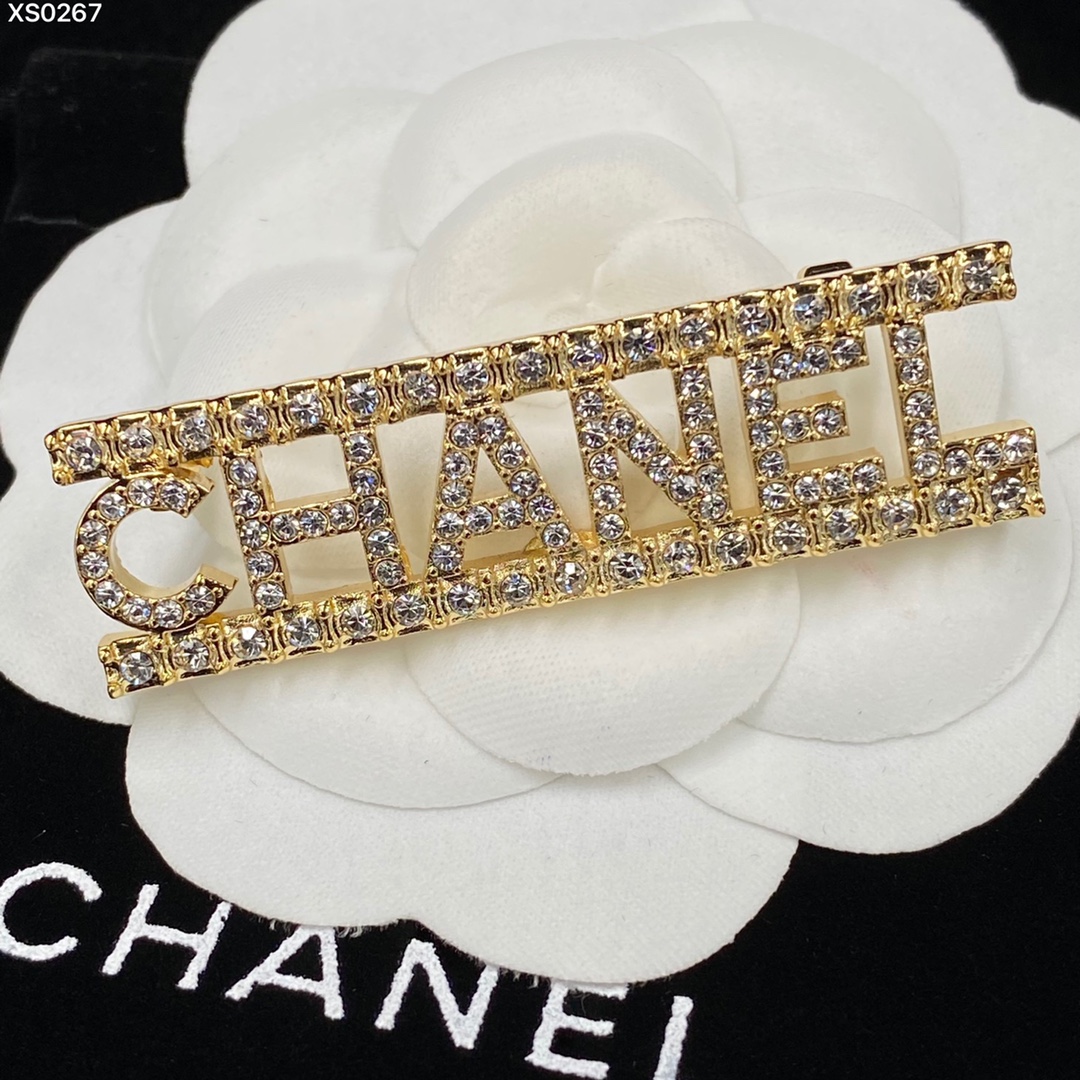 Chanel Monogram Letter Brooch - Rep Fashion™