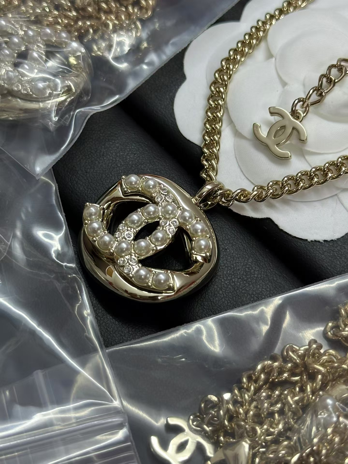Chanel Unisex Cuban Chain Necklace - Rep Fashion™