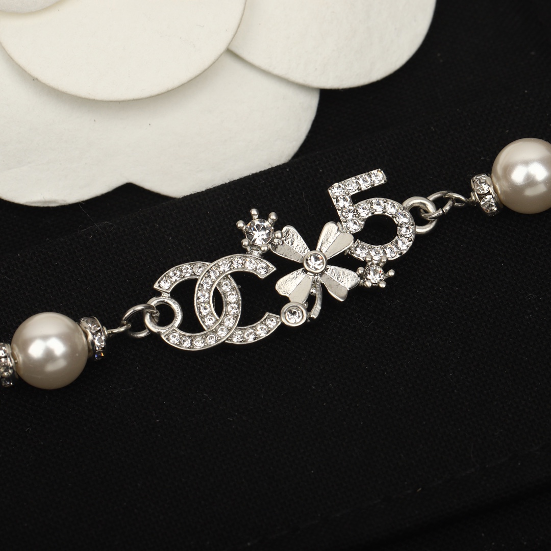 Chanel NO.5 Clover Silver Bracelet - Rep Fashion™