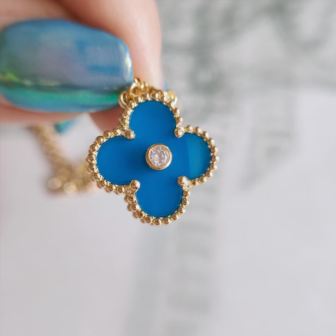 VCA Magic Alhambra Pendant Necklace - Rep Fashion™