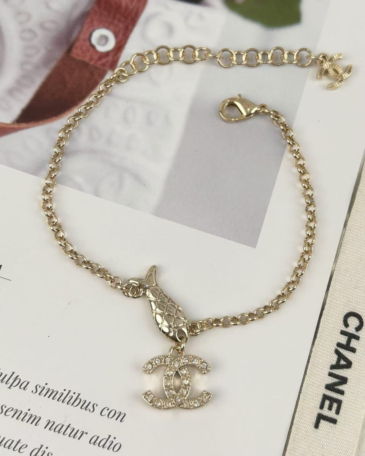 Chanel Light Gold Fish Bracelet - Rep Fashion™