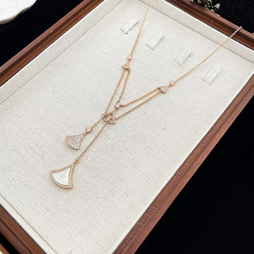 Bvlgari Divas' Dream Necklace - Rep Fashion™