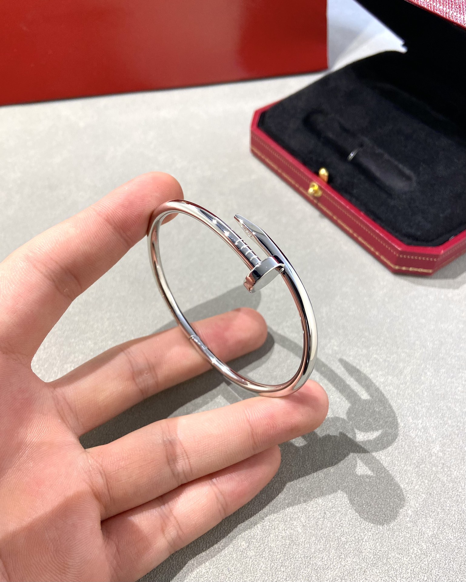 Cartier Smooth Juste un Clou Nail Bracelet - Rep Fashion™