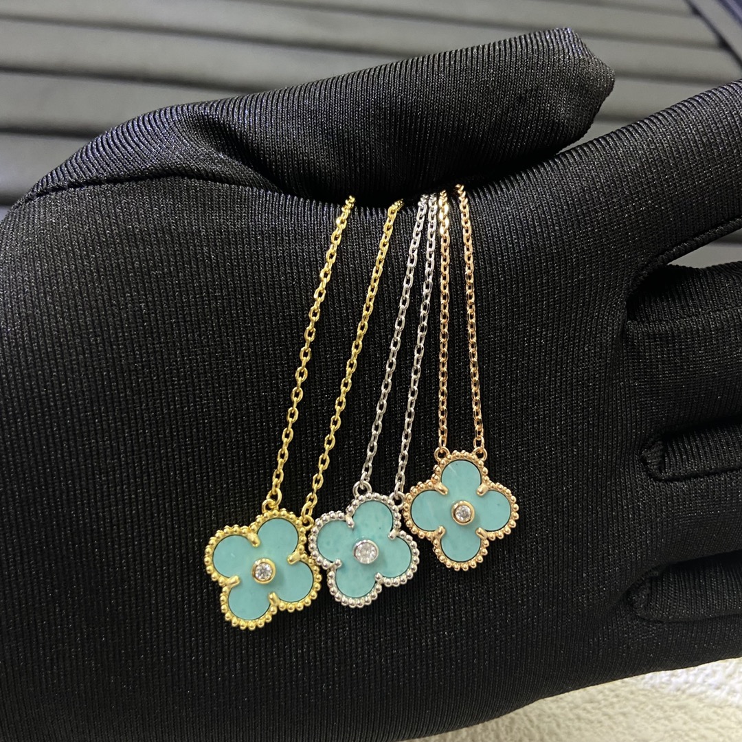 VCA Amazonite Vintage Alhambra Pendant Necklace, 1 Motif - Rep Fashion™